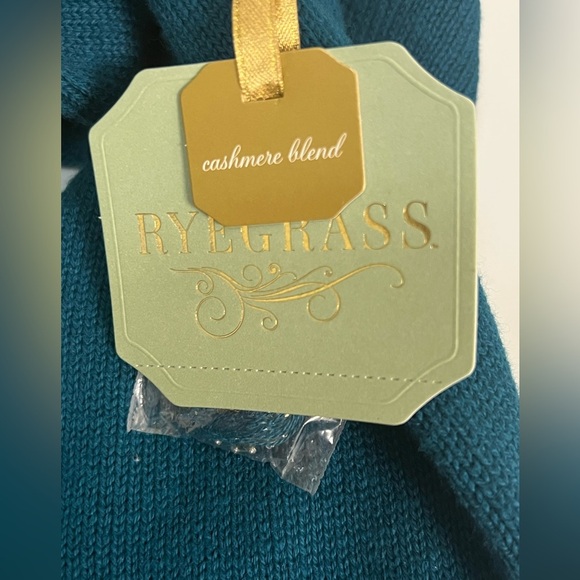NWT Rye grass Cashmere blend button up cardigan. Rhinestone buttons Teal large - Picture 6 of 7